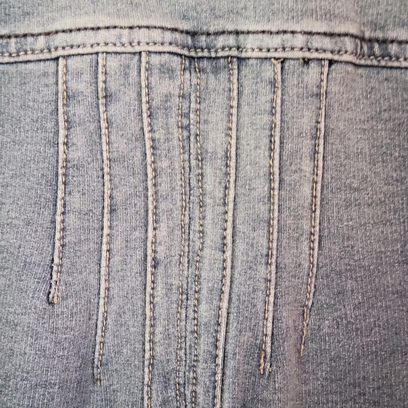 DENIM Fitted Jacket by "cream" sz. XS, Designer Jean Jacket NWT - Picture 6 of 12